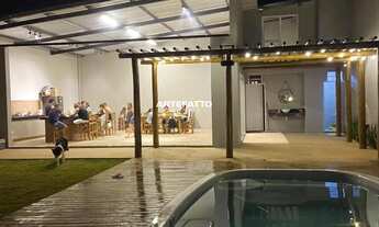 Imagem: VENDE-SE LINDA ÁREA DE LAZER EM CRISTAIS