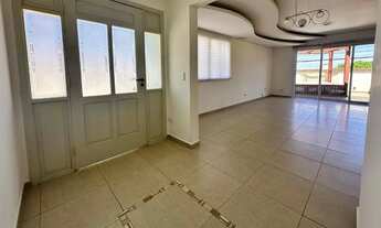 Imagem 4: Casa para Venda em Atibaia, Vila Santista, 3 dormitórios, 1 suíte, 3 banheiros, 3 vagas