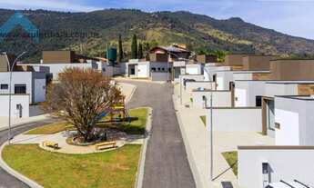 Imagem 3: Residência de Luxo no Condomínio Reserva Ybyra, Atibaia