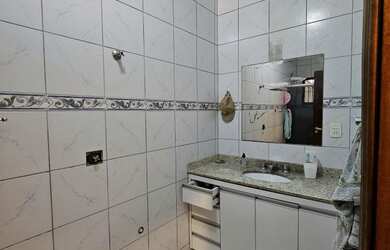 Imagem 13: Casa para Venda em Atibaia, Jardim Paulista, 3 dormitórios, 1 suíte, 3 banheiros, 2 vagas