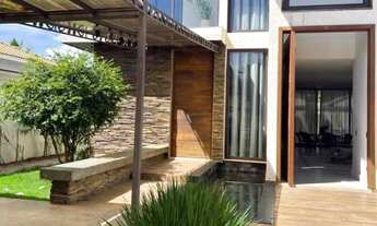 Imagem 3: Sobrado de alto padrão com 4 suítes e piscina à venda  Atibaia