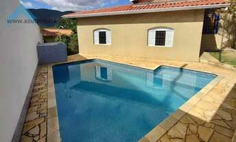 Imagem: Casa com Piscina e Gourmet em Terreno Amplo