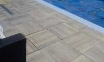 Imagem: Sobrado com 3 suítes e piscina  Atibaia/SP