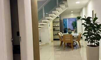 Imagem: Sobrado à Venda na Alameda Lucas Nogueira