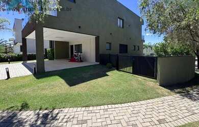 Imagem 3: Casa 4 suites à Venda no Condomínio em Atibaia