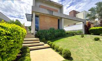 Imagem: Casa térrea mobiliada com 3 suítes à