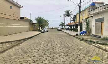 Imagem: Terreno laso praia, próximo ao mar, para