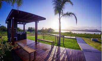 Imagem 2: OPORTUNIDADE DE NEGÓCIO!!! O AQUALINA LAKE CLUB, único Condomínio com lago interno e 200m