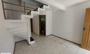 Imagem 4: Excelente OPORTUNIDADE de casas estilo sobrado, em condomínio fechado, com localização em