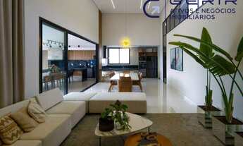 Imagem 4: Desfrute de conforto e segurança na melhor localização dentro do condomínio. Casa em doi