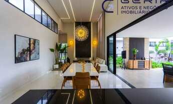 Imagem 6: Desfrute de conforto e segurança na melhor localização dentro do condomínio. Casa em doi