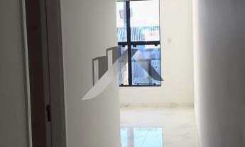 Imagem 2: Linda casa , com grande espac?o de terreno , fachada imponente , o?timo acabamento .87 m2