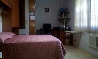 Imagem 2: Maravilhosa residencia duplex, com fachada revestida em pedra são tomé. Toda reformada, co