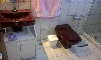 Imagem 3: Maravilhosa residencia duplex, com fachada revestida em pedra são tomé. Toda reformada, co