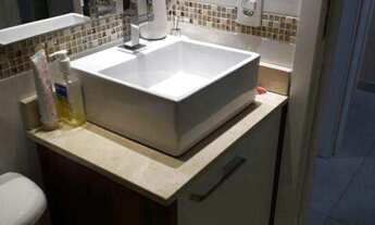 Imagem 5: Excelente apartamento muito bem decorado, composto de varanda, salão em dois ambientes com