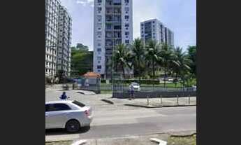Imagem: Apartamento na Vila da Penha, Junto Largo