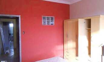 Imagem 2: Boa casa de frente, sala em l, bem bonita, 3 quartos todo no piso frio, cozinha bem venti