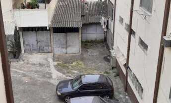 Imagem: Bom apartamento de fundos sala todo no piso