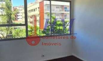 Imagem 6: Excelente oportunidade! Amplo apartamento localizado no coração do Méier, com área útil de