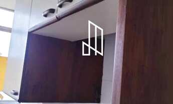 Imagem 6: Em prédio centro de terreno, apto. com 55 m² em andar alto, claro e arejado com vista livr