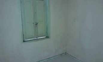 Imagem 5: Vendo Casa de 02 quartos em ambiente tranquilo e extremamente familiar. Sala, 02 quartos