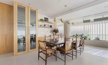 Imagem 2: Apartamento à venda Vila Nova Conceição, 251m2, 4 dormitórios, 3 suítes, 4 vagas de garage