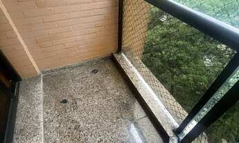 Imagem 7: Apartamento de 250m2, 1 Sala de estar, 1 Sala de jantar, 3 Quartos sendo 1 Suíte, Lavabo