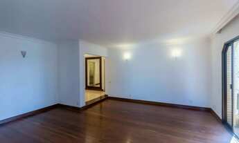 Imagem 1: Apartamento para locação no Itaim 240m2, 3 dormitórios, 1 suíte, 3 banheiros, 3 vagas de g