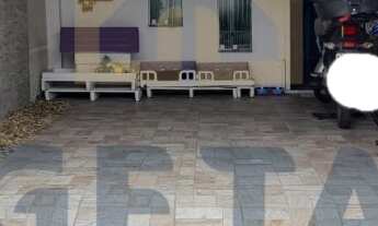 Imagem 1: Sobrado à venda no Centro de Camboriú – Conforto, praticidade e lazer para sua família!