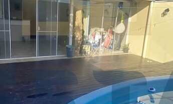 Imagem: Lindo sobrado com piscina no bairro Areias