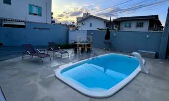 Imagem 3: Casa dos sonhos à venda em Camboriú –no Centro de Camboriú