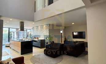 Imagem 2: Casa de alto padrão à venda no Condomínio Caledônia – Camboriú/SC Sofisticação e exclusiv