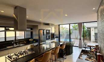 Imagem 3: Casa de alto padrão à venda no Condomínio Caledônia – Camboriú/SC Sofisticação e exclusiv