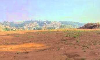 Imagem 3: Terreno, com zoneamento industrial de frente para rodovia