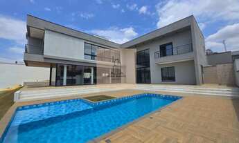 Imagem: Um Refúgio Exclusivo de Luxo e Natureza