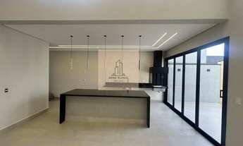 Imagem 7: Casa Exclusiva com Design Moderno e Alto Padrão de Acabamento no Condomínio Reserva Ipanem