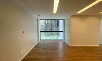 Imagem 5: Apartamento à Venda no Sion – 2 Quartos Transformado em 1 – 70 m² – Reformado e Funcional