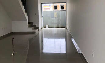 Imagem 4: Sobrado à venda em Porto Belo, Alto Perequê, com 2 quartos