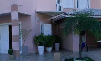 Imagem: Casa à VENDA em condomínio em Vilas do