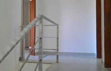 Imagem 6: Casa duplex em Condomínio, próximo à Vilas do Atlântico! Com 4 suítes (suíte máster com cl