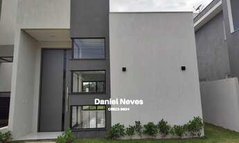 Imagem: Casa à VENDA em condomínio, próxima ao