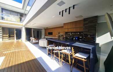 Imagem 2: Condomínio em Vilas do Atlântico, Belissíma Casa à VENDA, Decorada, Porteira Fechada, Nasc