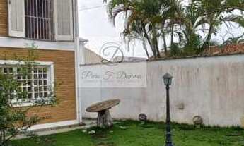 Imagem 2: Casa à venda em Caraguatatuba, Vila Atlântica, com 4 suítes, 270,20m²