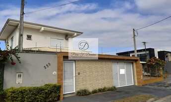 Imagem 2: Sobrado à venda em Caraguatatuba, Jardim Britânia, com 4 quartos, 300m²