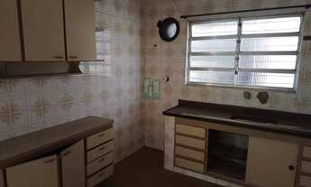 Imagem: SOBRADO DE ESQUINA, NO CATIAPOÃ, EM S