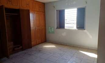 Imagem 5: SOBRADO DE ESQUINA , NO CATIAPOÃ, EM S. VICENTE, 03 DORMS., VAGA P/04 CARROS