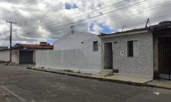 Imagem 4: Casa de Esquina à Venda com 2 Moradias no Fernando Collor – 5 Quartos (1 Suíte), 162,65m²