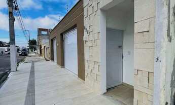 Imagem: Casa à venda em Aracaju, Atalaia, com 2