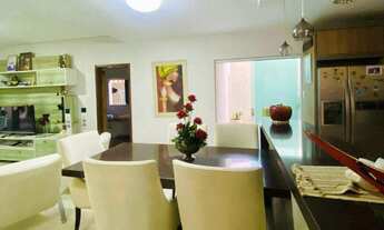 Imagem 4: Casa com Piscina – 3 Suítes em Lote de 715m²