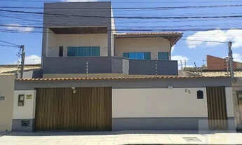 Imagem: Casa com 3 quartos, 283m², à venda em